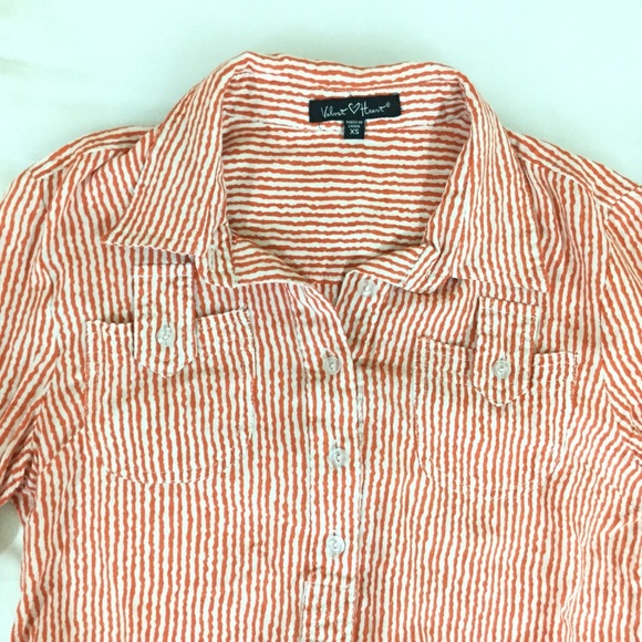 📣 Striped Blouse 📣 - Picture 6 of 9